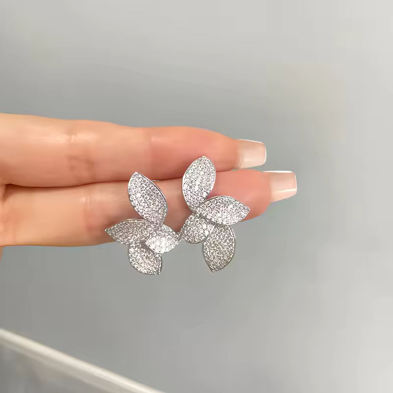 Women's Leaf-shaped Rhinestone Earring - My Store
